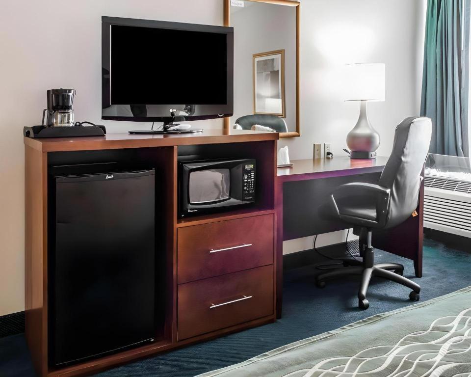 Quality Inn Waynesburg Zewnętrze zdjęcie