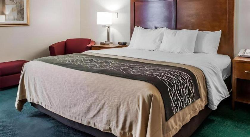 Quality Inn Waynesburg Zewnętrze zdjęcie